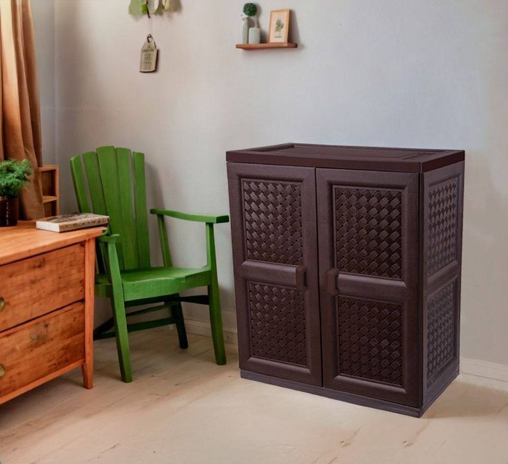 خزانة كلاسيك صغيرة أبيض