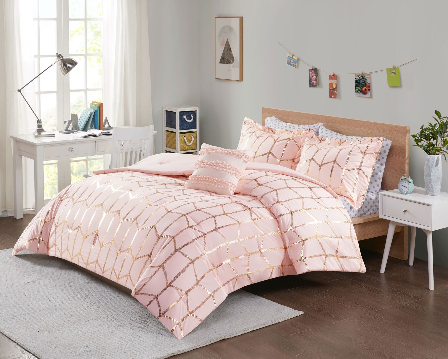 طقم لحاف مفرد ونص 5 قطع - Crispy pink