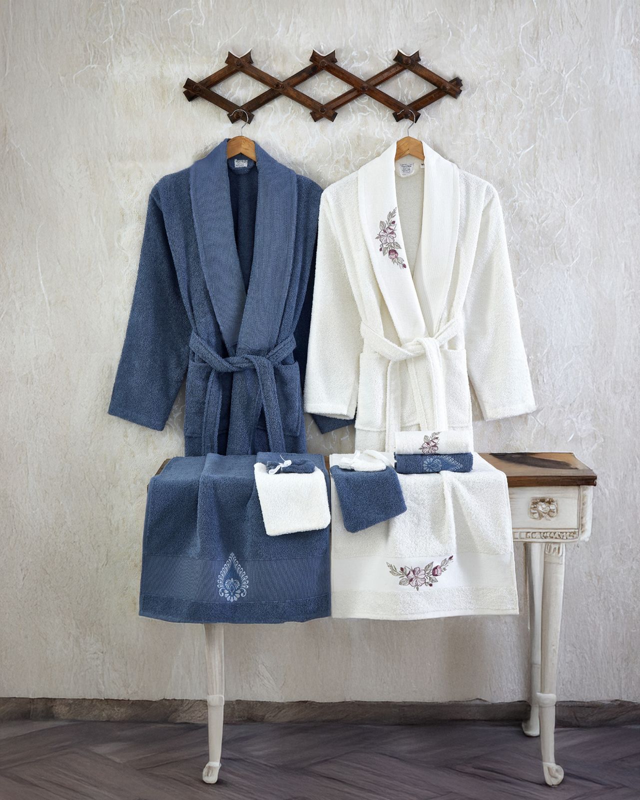 طقم ارواب حمام 10 قطع قطن تركي 100% ازرق وكريم