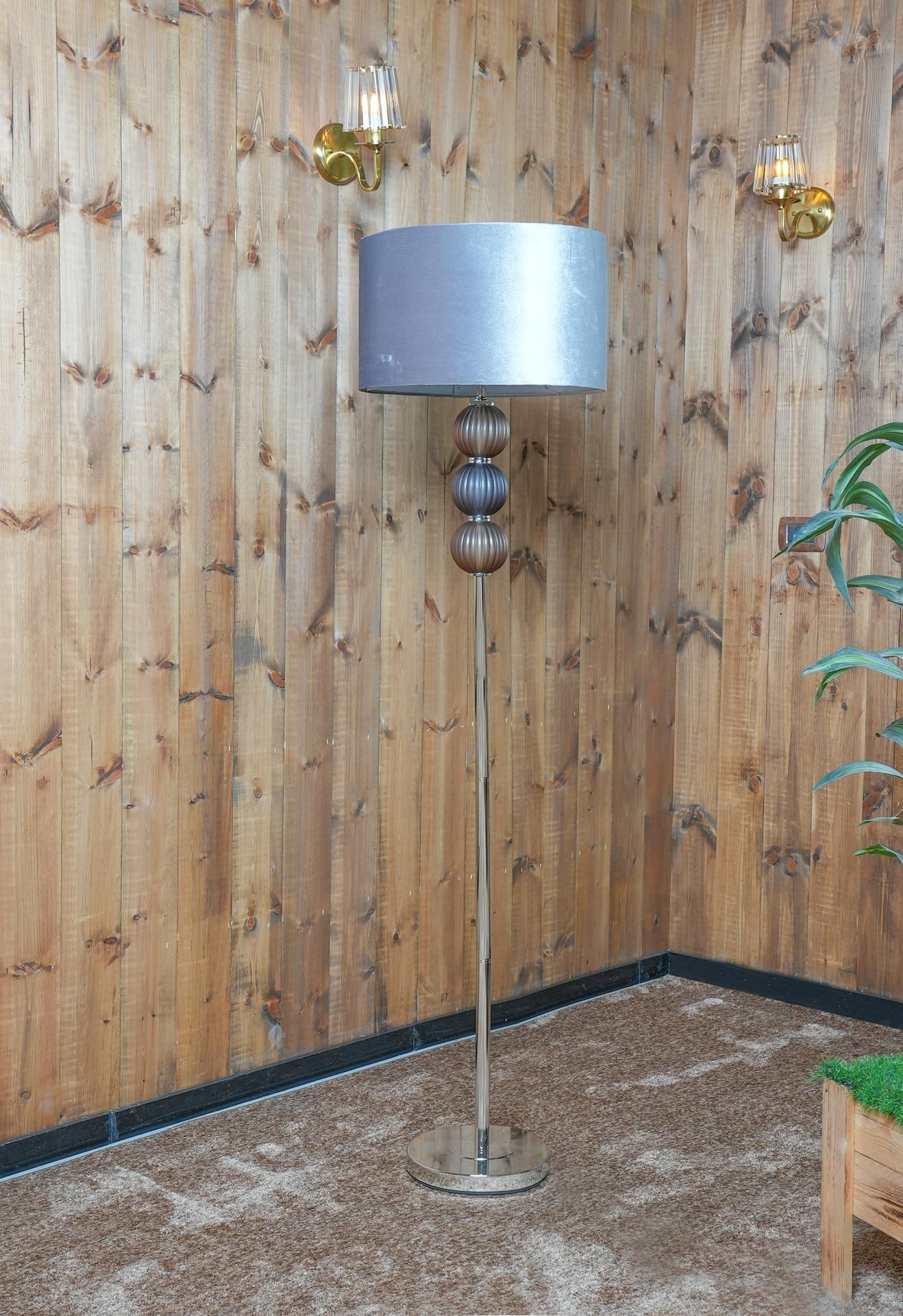 مصباح أرضي - Brilliance